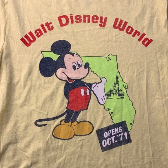 Disney Women’s Yellow “Walt Disney World” Mickey Mouse Graphic T-shirt S… - Picture 7 of 8